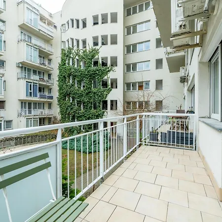 Akacfa Elegance Apartament