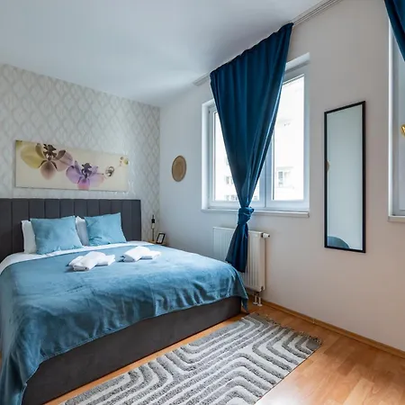 Akacfa Elegance * Budapest