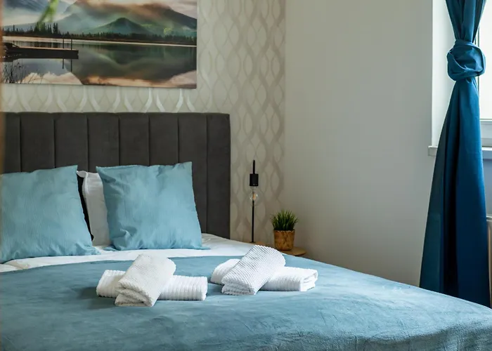 Akacfa Elegance Apartament *