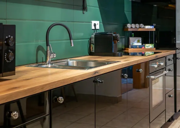 Akacfa Elegance * Budapesta